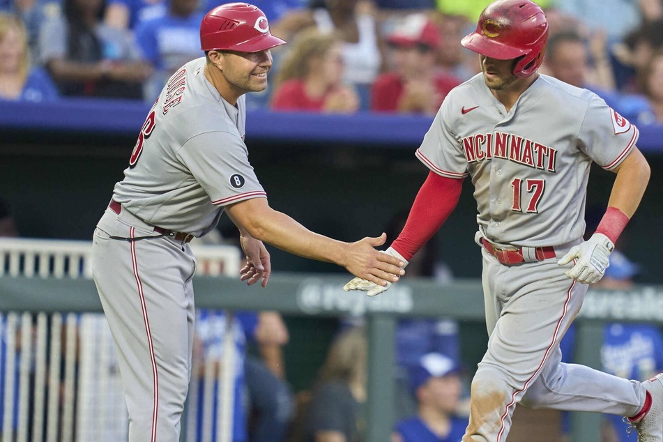 MLB: The Reds beat defending champs Dodgers to stay in the hunt for an NL Wild Card spot