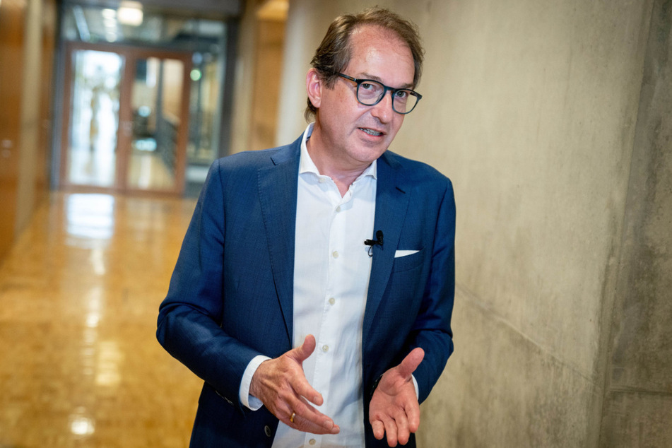 Alexander Dobrindt (50), CSU-Landesgruppenchef.