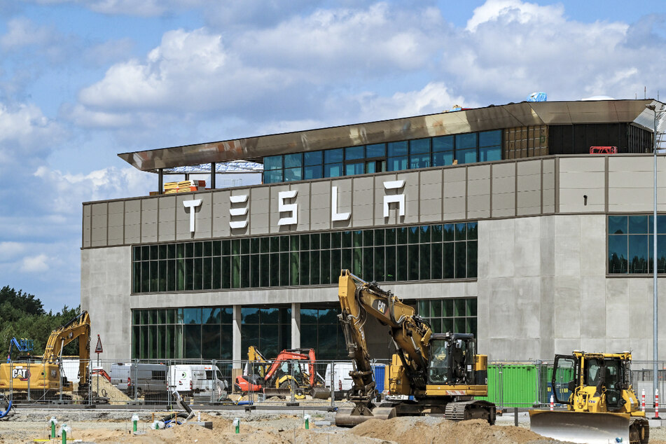 Tesla schließt Schäden nach Umwelt-Havarien aus
