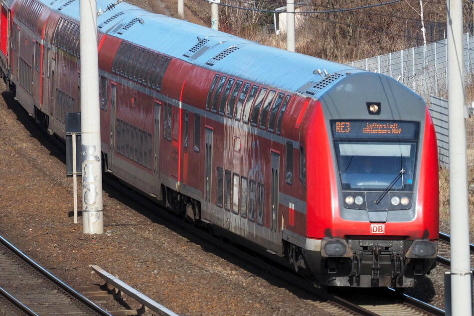 Wegen Modernisierung: Umleitungen und Ausfälle auf Bahnstrecke Berlin-Leipzig