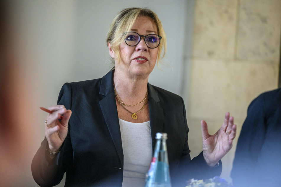 Kulturbürgermeisterin Dagmar Ruscheinsky (64, parteilos) will in Chemnitz mehr Begegnung mit Menschen von außen.