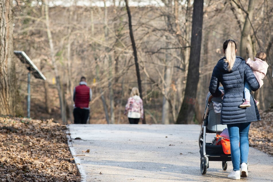 Wer täglich 10.000 Schritte schafft, bekommt Geld geschenkt