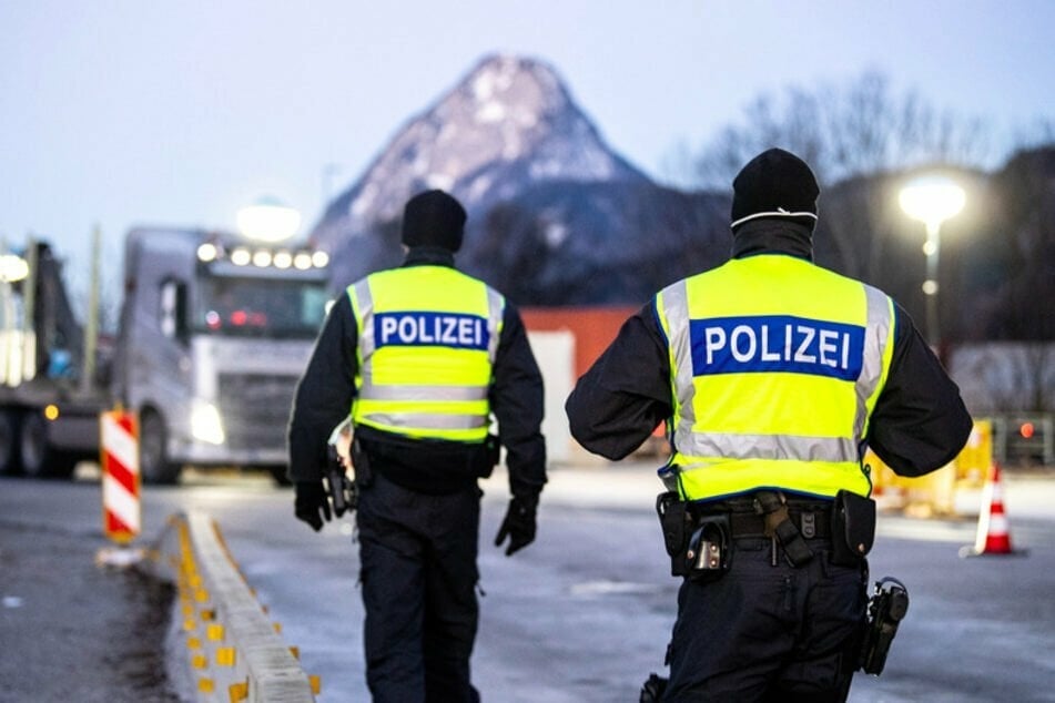 Die österreichische Gemeinde Mayrhofen in Tirol darf ab Samstag nur mit negativem Test verlassen werden. (Symbolbild)