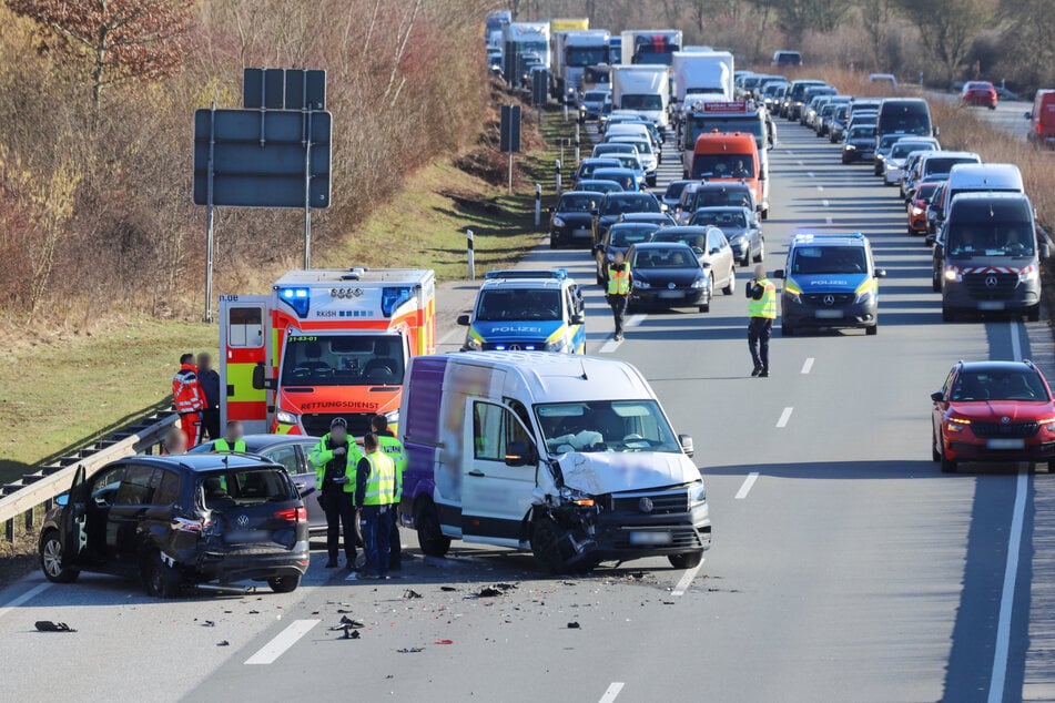Die A23 ist in Richtung Norden komplett gesperrt.