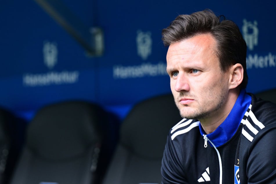 HSV-Sportdirektor Claus Costa (40) ist kurz nach dem Aufstieg der Rothosen von Autodieben beklaut worden.