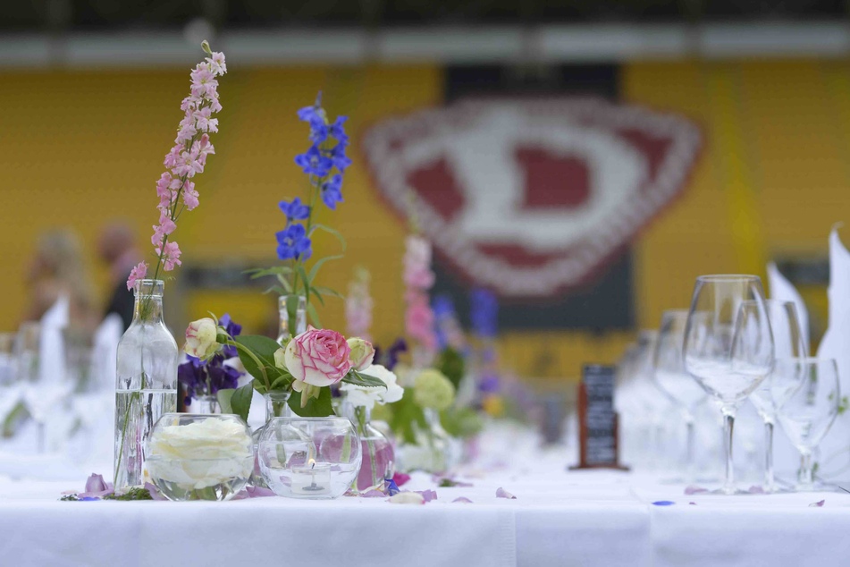 Wer eine ganz besondere Location für seine Hochzeit sucht, könnte im Rudolf-Harbig-Stadion fündig werden.