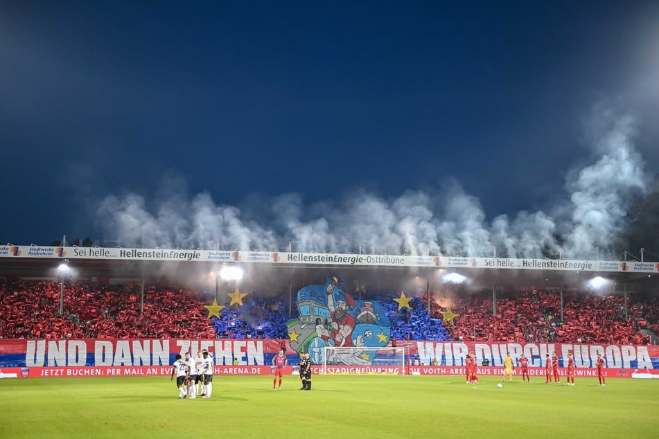 Der 1. FC Heidenheim freut sich auf seine erste Teilnahme an der UEFA Conference League - für den FC Chelsea ist sie eher lästig.