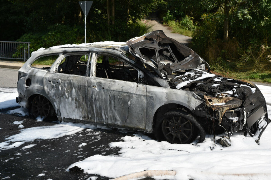 In Zöblitz brannte ein Ford aus.