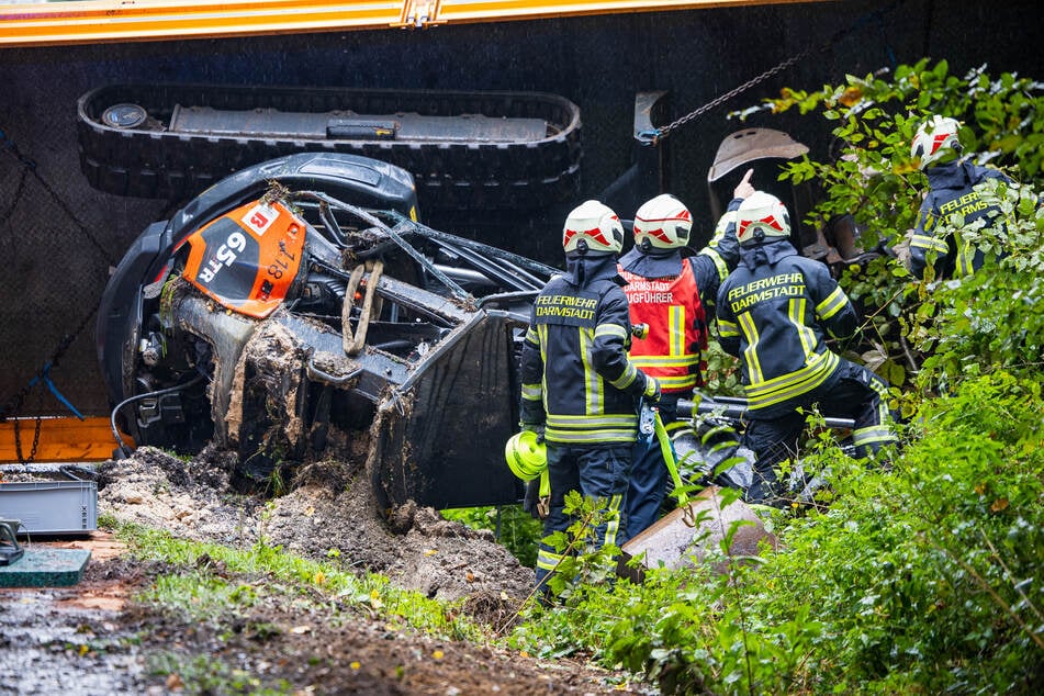 Zudem liefen beträchtliche Mengen an Öl und Benzin direkt in das angrenzende Wasserschutzgebiet.