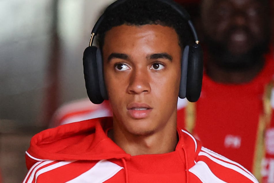 Bayern-Star Jamal Musiala (22) wird mit hoher Wahrscheinlichkeit monatelang ausfallen – nachdem er sich erst von einem Muskelbündelriss erholt.
