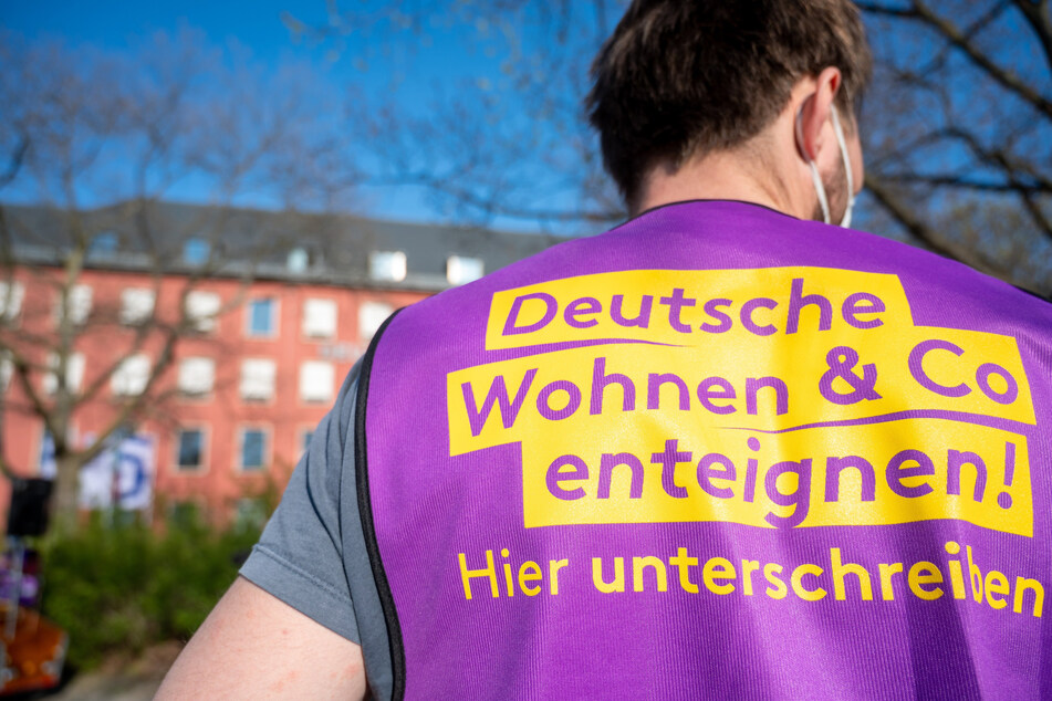 Die Initiative "Deutsche Wohnen & Co. enteignen" setzt sich dafür ein, Immobilien von Unternehmen in Berlin zu vergesellschaften.