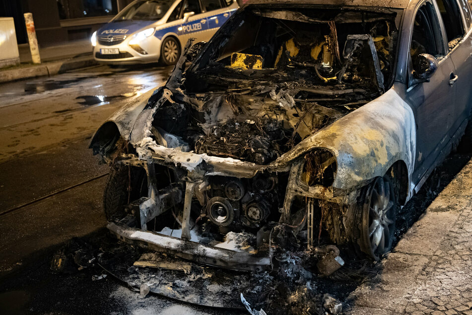 Berlin: Erneut stehen Autos in Berlin in Flammen