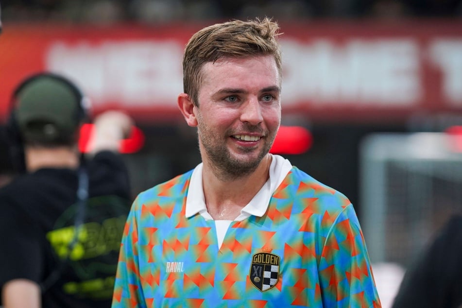 Schnürte am Montagabend in Köln in der Baller-League die Fußballschuhe: der Fußballweltmeister von 2014 Christoph Kramer (33).