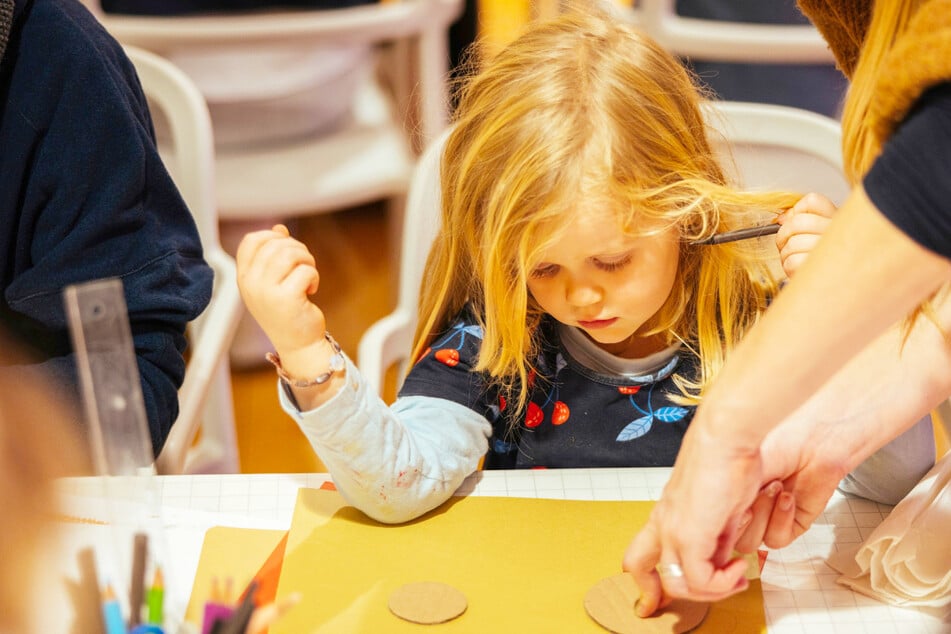 Hier startet am Sonntag (26.4.) eine Festival-Safari durch die Gläserne Manufaktur