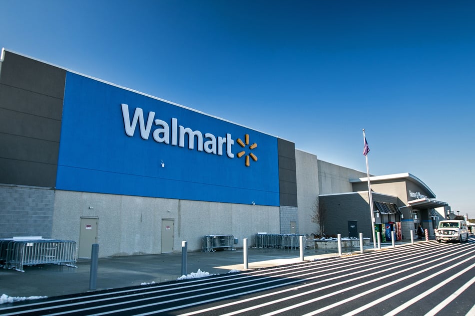 Die Vorderseite eines Walmart. (Archivbild)