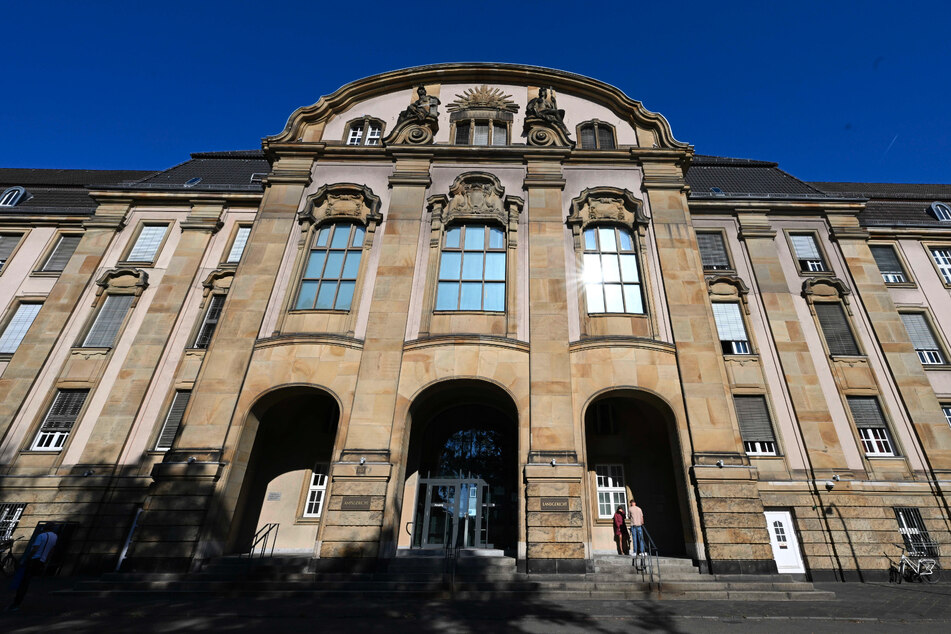 Eine 42-Jährige, die wegen eines Raubmordes in Erkelenz vor Gericht stand, wurde vor dem Landgericht Mönchengladbach am Donnerstag freigesprochen.