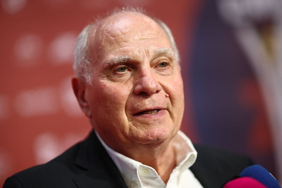 Uli Hoeneß (74) besuchte Kompany (40) im Krankenhaus.