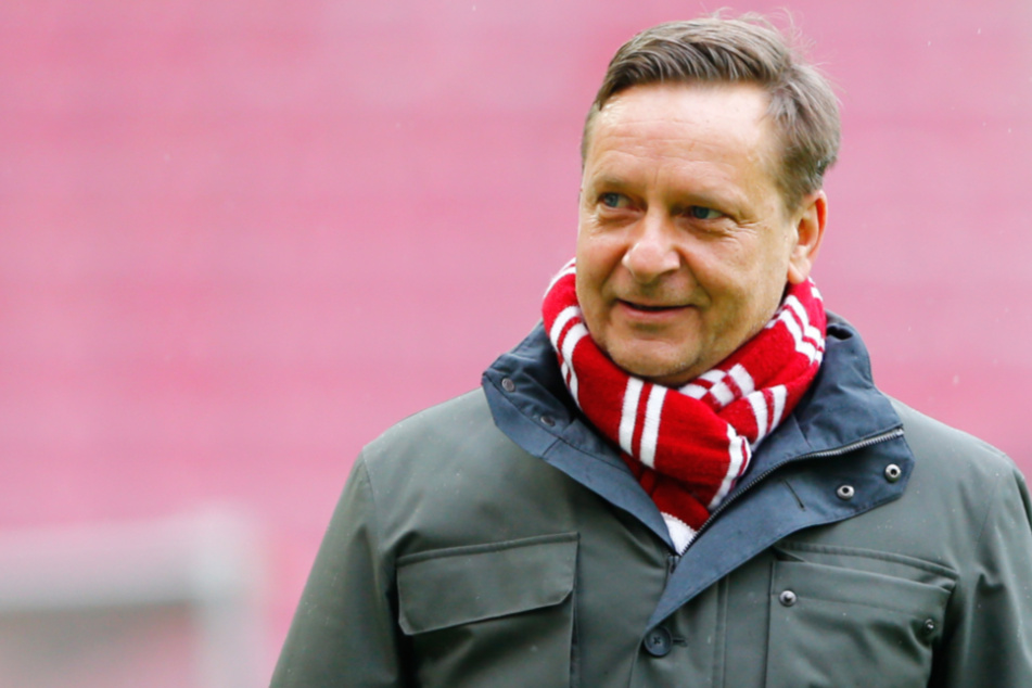 Horst Heldt (54) kehrt auf die Fußballbühne zurück.