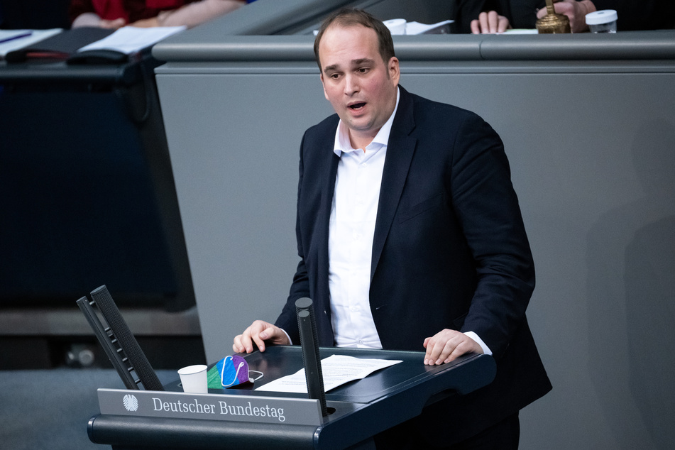 Sebastian Roloff (39, SPD) ist für eine Fortführung des 9-Euro-Tickets.