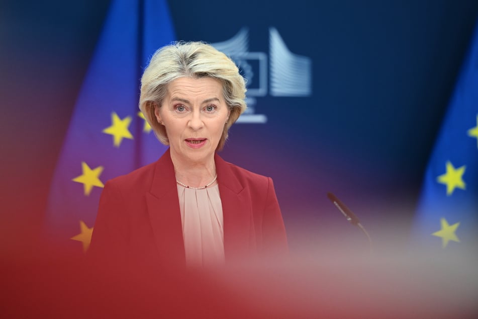 Kommissionspräsidentin Ursula von der Leyen (67) spricht sich für die Bereitstellung von Russen-Geld durch Deutschland sowie weitere Staaten aus.