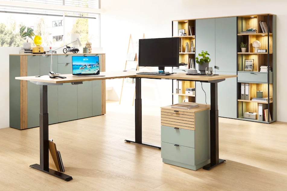 Höhenverstellbare Schreibtische sind hier für kurze Zeit stark reduziert