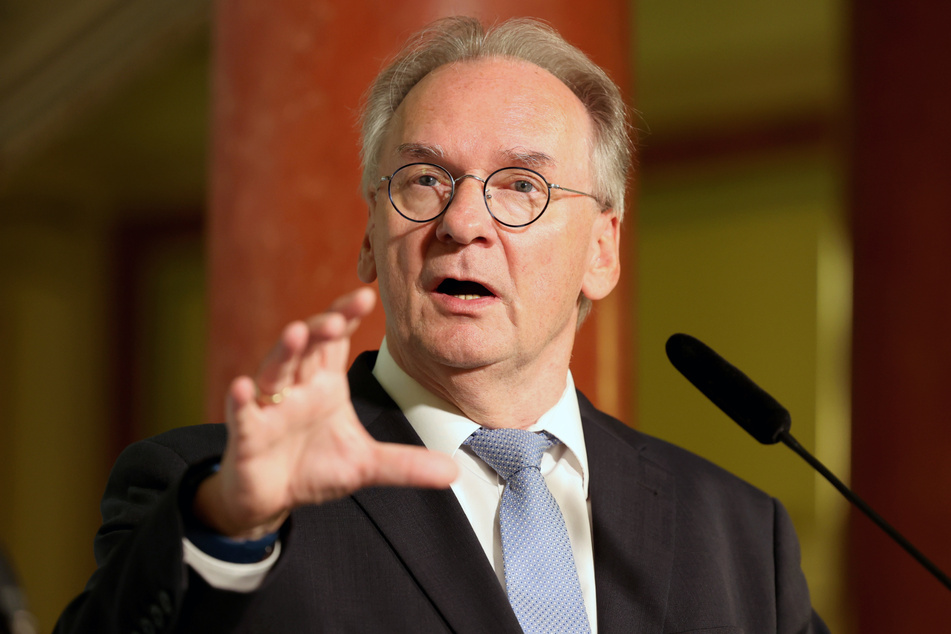 Sachsen-Anhalts Ministerpräsident Reiner Haseloff (68, CDU) fordert einen Deckel für die steigenden Gaspreise.