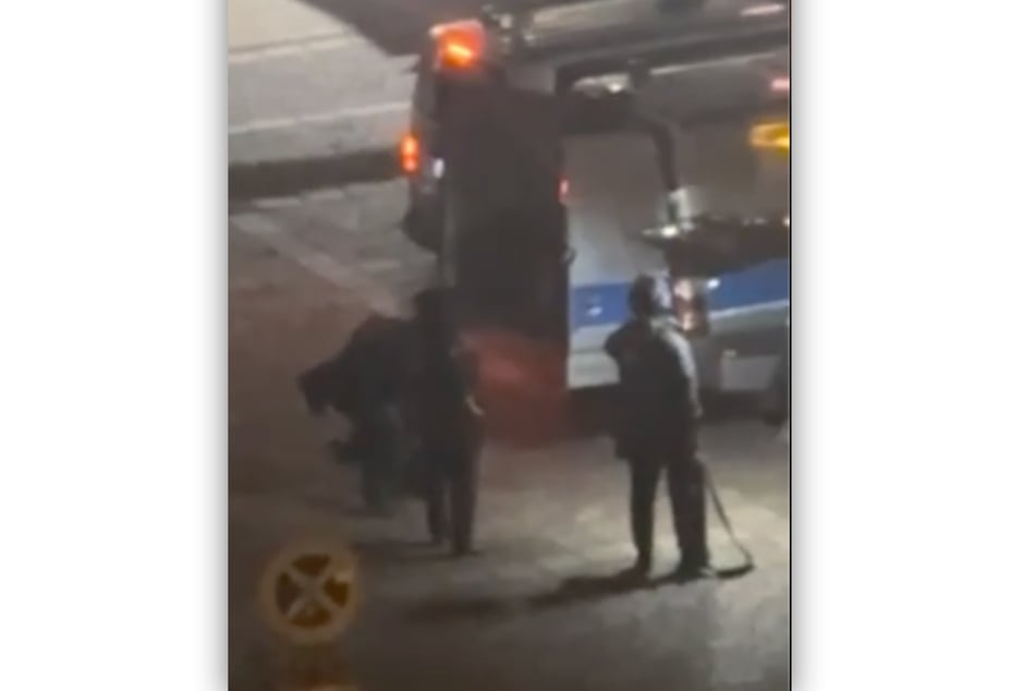 Ein strafrechtlich relevanter Sachverhalt ergab sich nicht, woraufhin die Polizei den Einsatz beendete.