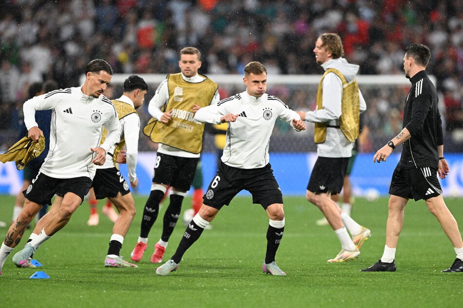 Joshua Kimmich und Co. konnten mittlerweile auf den Rasen.