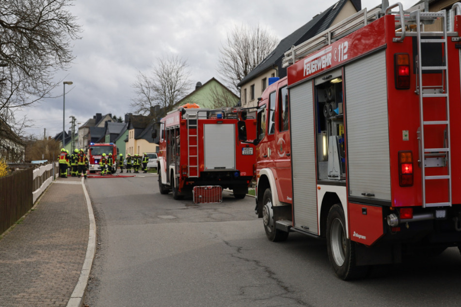 40 Einsatzkräfte der Schwarzenberger Feuerwehren waren im Einsatz.