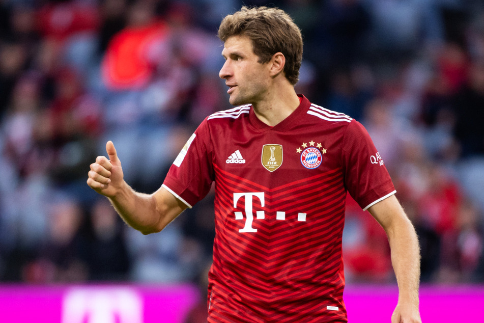 Thomas Müller (31) vom FC Bayern München geht nach seiner Adduktorenverletzung von einem schnellen Comeback aus.