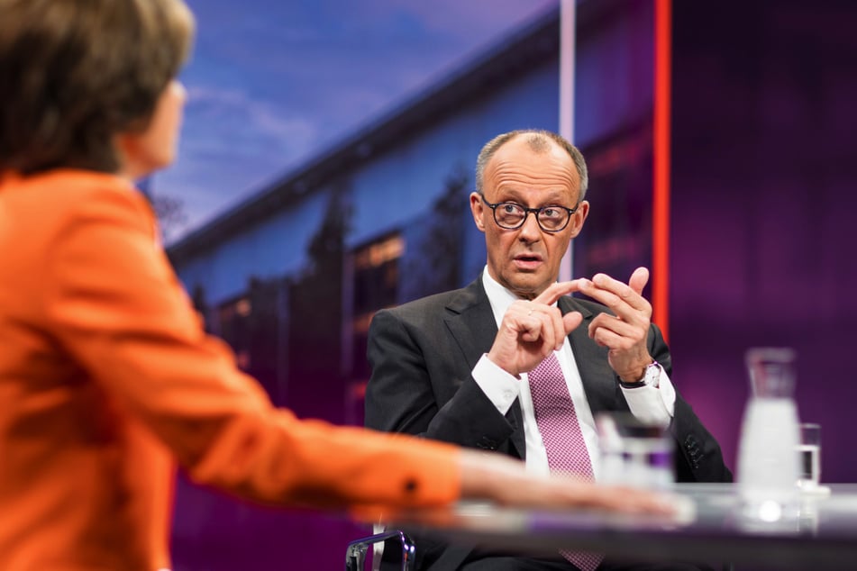Kanzler Friedrich Merz (69, CDU) war am Donnerstagabend in der ZDF-Talkshow von Maybrit Illner (60) zu Gast.