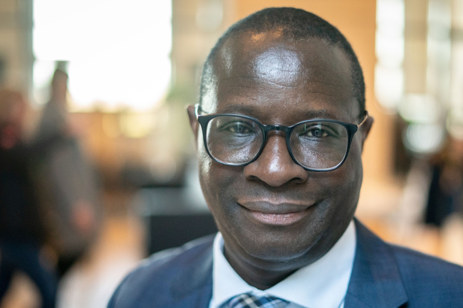 Von Corona abgelenkt? Endlich weniger Hass und Hetze gegen Bundestagsabgeordneten Diaby