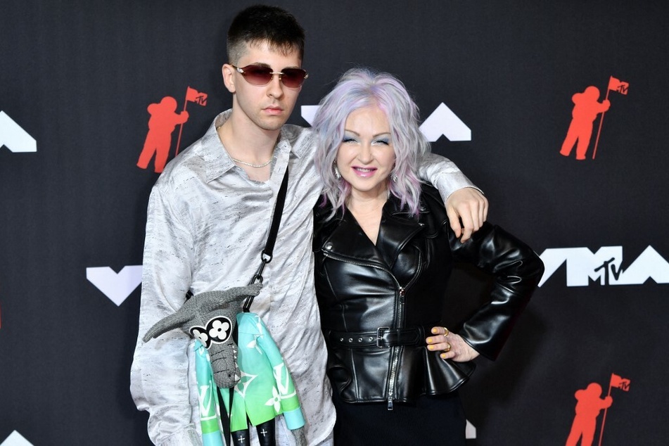 Declyn Lauper and her mother, Cyndi Lauper, at the MTV Video Music Awards in 2021.