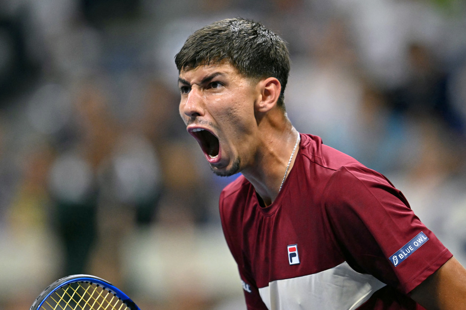 Alexei Popyrin dominated Friday's match with a powerful serve and impressive placement.