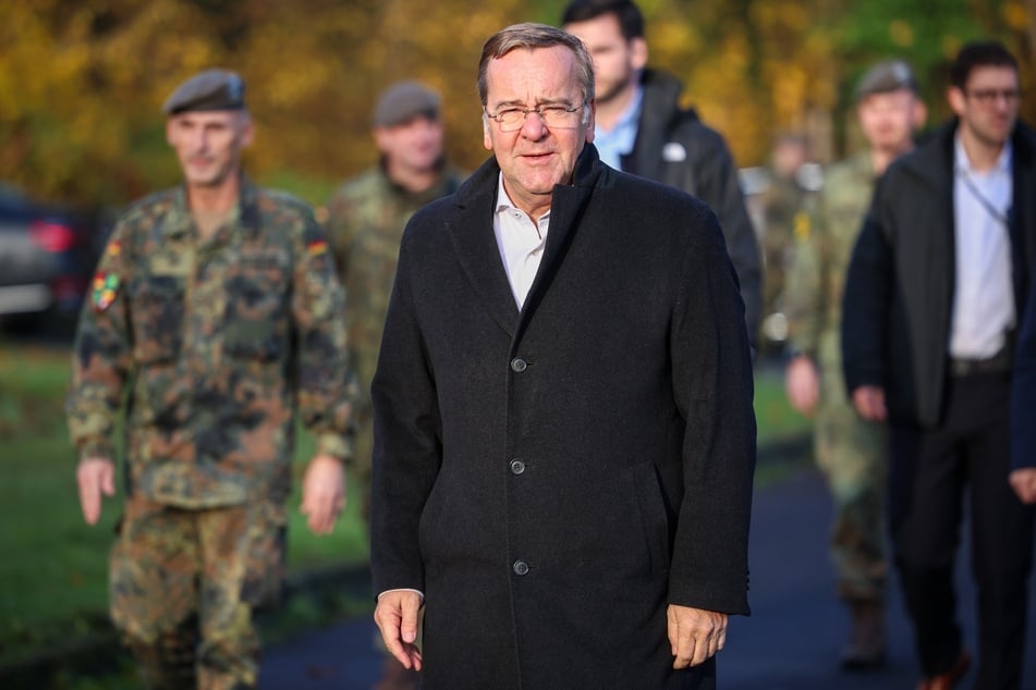 Bundesverteidigungsminister Boris Pistorius (65, SPD) fordert mehr Soldaten für Deutschland.