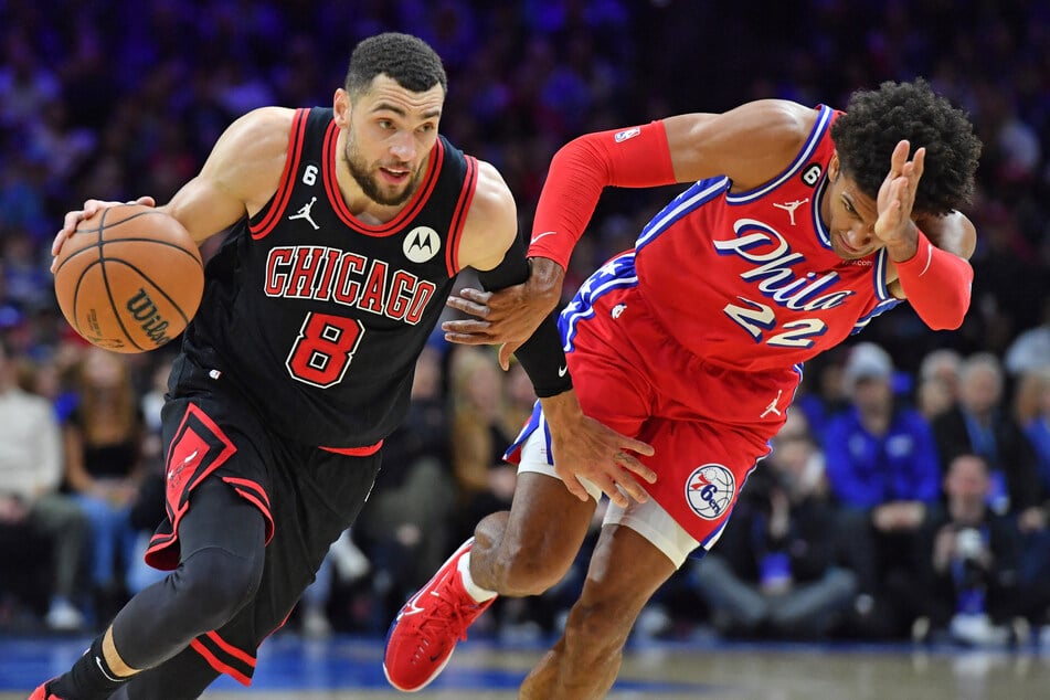 Chicago Bulls guard Zach LaVine drives to the basket past Philadelphia 76ers guard Matisse Thybulle during the third quarter at Wells Fargo Center.