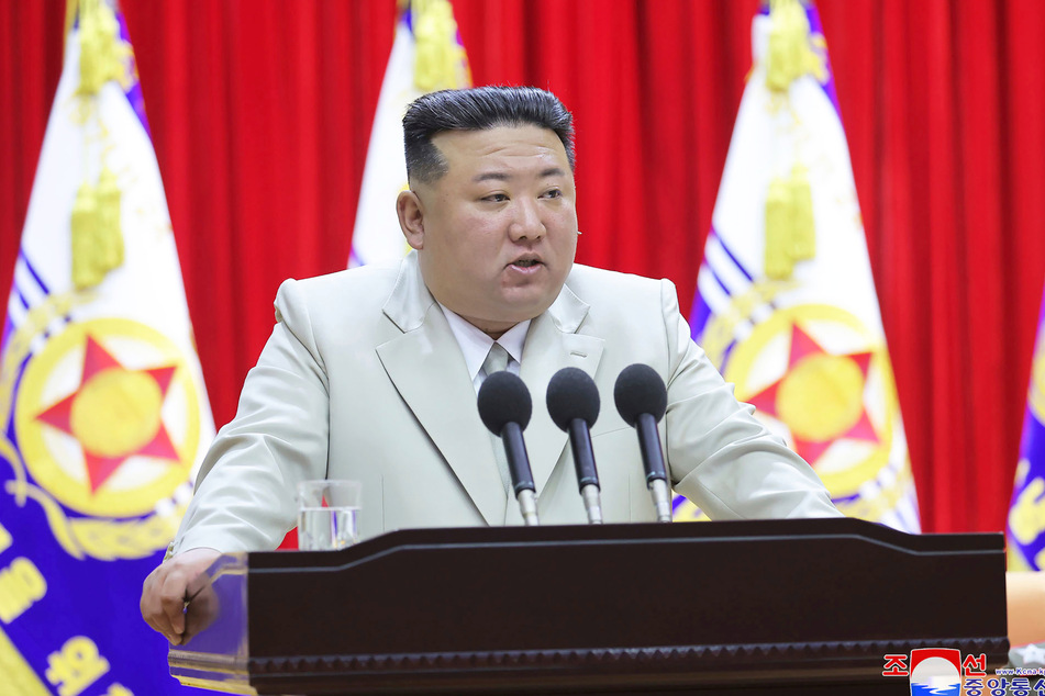 Nordkoreas Machthaber Kim Jong-un (39) macht aus seinen Sympathien zu Russland keinen Hehl.