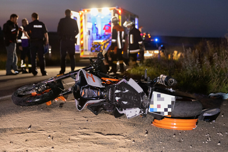 Nach dem Unfall ist eine 22-Jährige schwer verletzt in ein Krankenhaus geflogen worden.