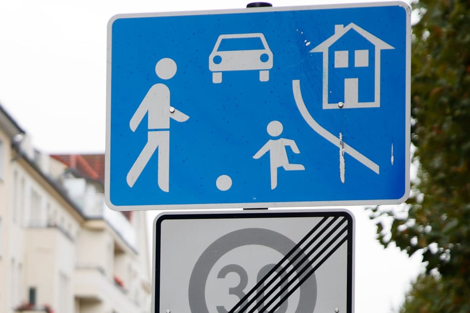 Am Samstag werden ausschließlich Nebenstraßen gesperrt. (Symbolbild)