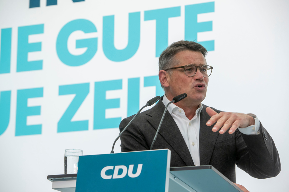 CDU-Spitzenkandidat Boris Rhein (51) sprach am Freitagabend im Rahmen des sogenannten "Wahlinterviews" von Fernsehsender Sat.1.