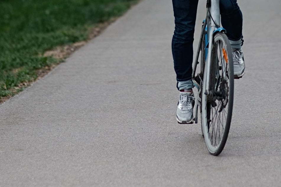 Für den 59 Jahre alten Radfahrer kam jede Hilfe zu spät. (Symbolbild)