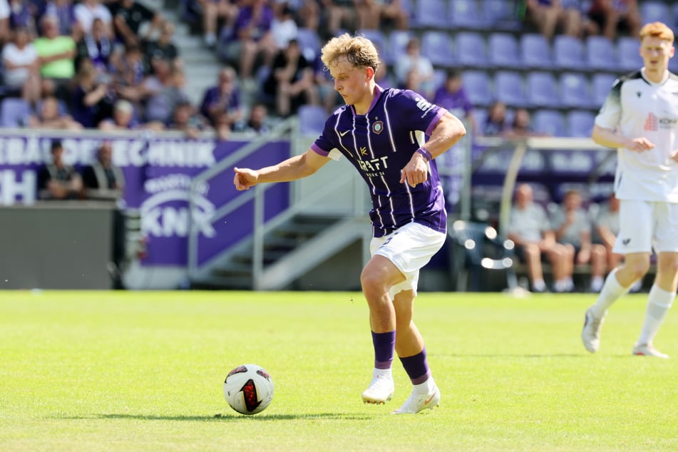 Außer beim Auftakt gegen Altglienicke stand Finn Heidrich (19) in jedem Spiel für Aue auf dem Platz.