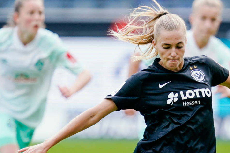 Die Eintracht-Frauen um Nationalspielerin Laura Freigang (24) wollen in die Champions League. Dafür muss aber erst einmal das Mini-Turnier im dänischen Hjørring gewonnen werden.