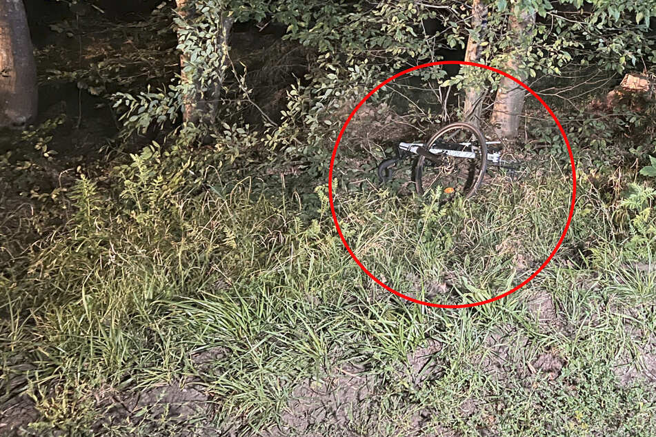 Sowohl das Fahrrad als auch der am Unfall beteiligte Transporter wurden sichergestellt.