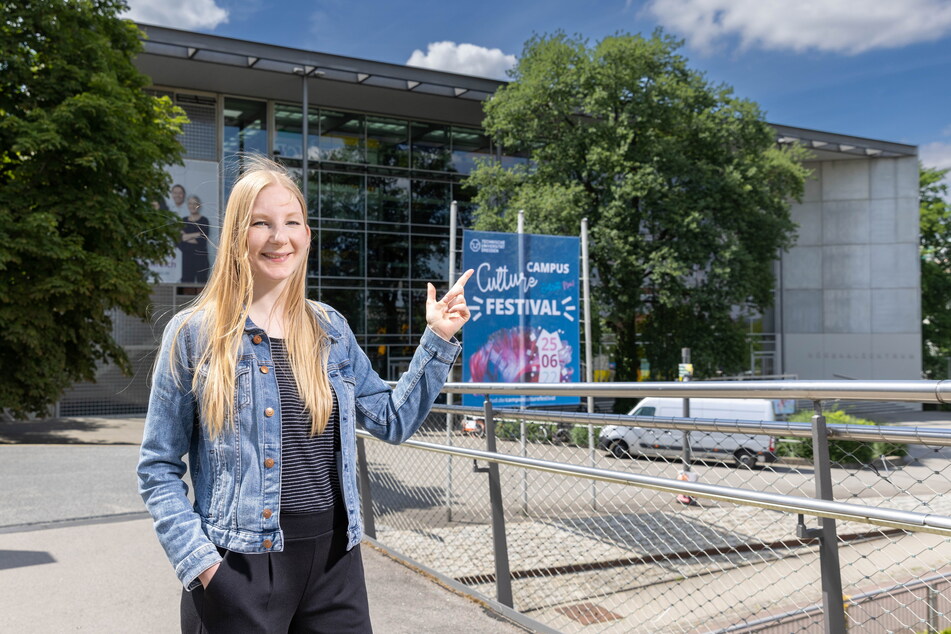 TU-Projektkoordinatorin Elisabeth Krollpfeiffer (29) freut sich schon auf das erste Campus Culture Festival auf dem Unigelände.