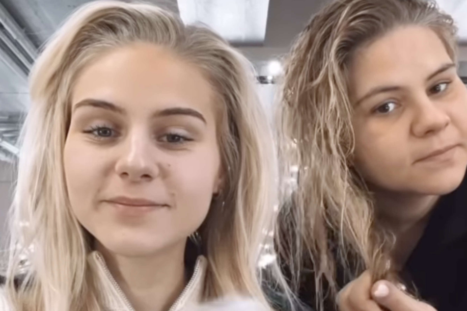 Estefania Wollny (21, l.) und Schwester Sylvana (31) waren kürzlich beim Friseur.
