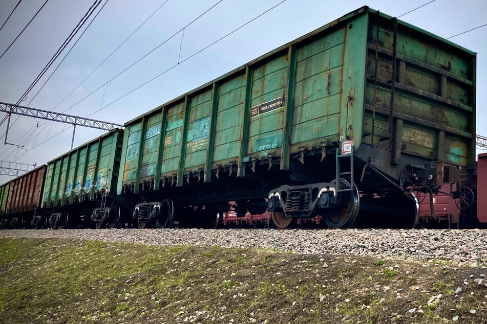 11 people have been indicted over a smuggling operation that ended in the deaths of seven migrants traveling in a freight car.