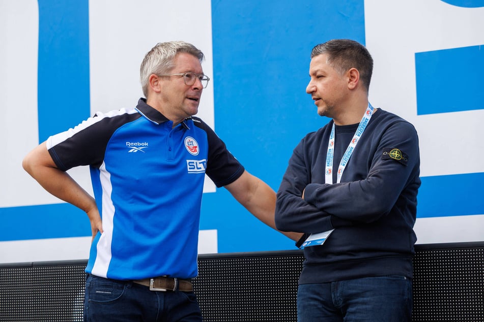 Hansa-Boss Ronald Maul (53, l.) und Sportchef Amir Shapourzadeh (43) diskutieren seit Wochen über einen neuen Zehner.