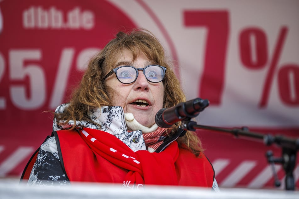 Gewerkschafts-Personalrätin Conny Ramm (58) hielt eine Wut-Rede.