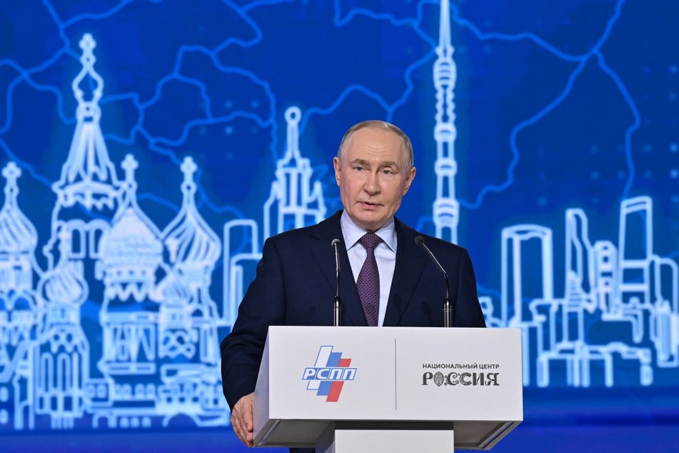Der russische Präsident Wladimir Putin (73) zog eine positive Bilanz aus dem Treffen mit Gerhard Schröder (82, SPD).